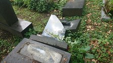 Bielsko-Biała: Prawie 70 nagrobków zdewastowanych na cmentarzu żydowskim