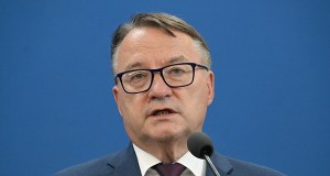 Biernacki: Modus operandi Rosjan to jest organizowanie grup ad hoc