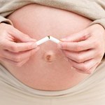 Bierne palenie w ciąży szkodzi nienarodzonym dzieciom