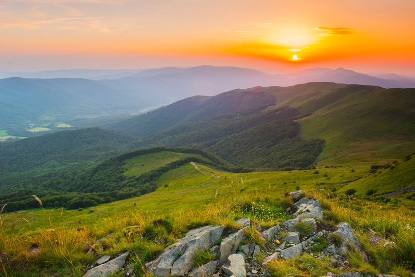Bieszczady położone są w województwie podkarpackim. Kuszą dziką przyrodą i pięknymi widokami /123RF/PICSEL