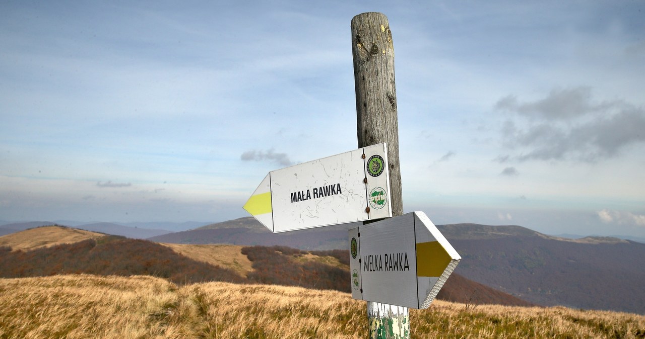 Bieszczady zachwycają w jesiennej odsłonie. Na jakie szlaki w tych górach warto się wybrać o tej porze roku? /East News