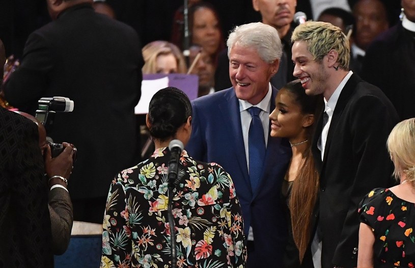 Bill Clinton i Ariana Grande /Angela Weiss /East News