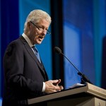 Bill Clinton: Przecieki na Wikileaks będą kosztować ludzkie życie