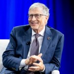 Bill Gates sprzedał resztę udziałów w Microsofcie. Na co wyda fortunę?