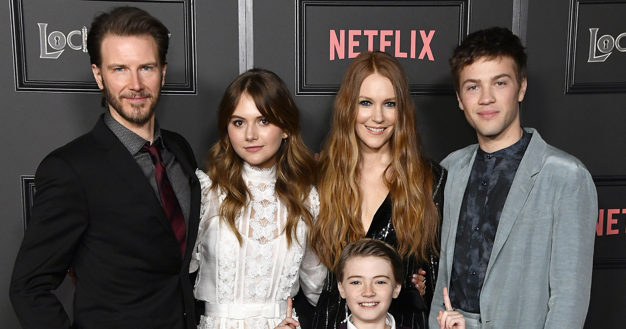 Bill Heck, Emilia Jones, Jackson Robert Scott, Darby Stanchfield i Connor Jessup na premierze serialu Netflix "Locke & Key" (2 lutego 2020, Hollywood) /Frazer Harrison /Getty Images