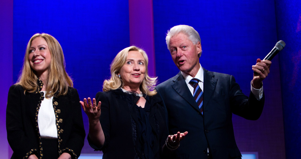 Bill, Hillary i Chelsea Clintonowie /Daniel Berehulak /Getty Images