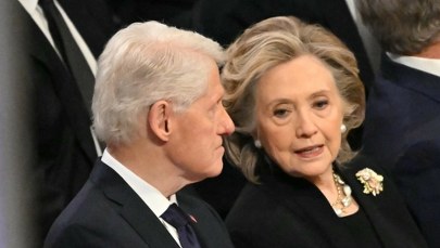 Bill i Hillary Clintonowie oskarżeni. "Nikt nie stoi ponad prawem"