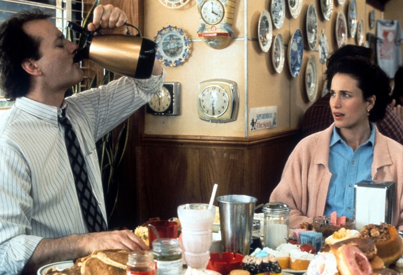 Bill Murray i Andie MacDowell w filmie "Dzień świstaka' /Columbia Pictures /Getty Images