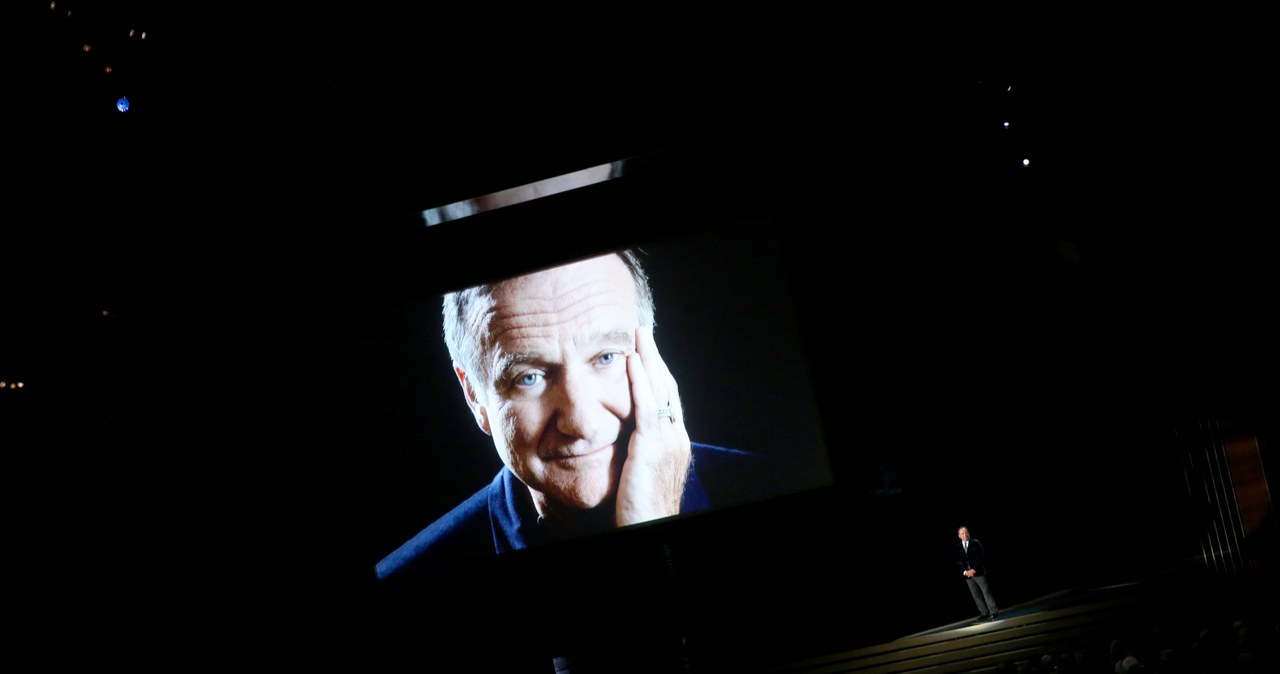 Billy Crystal upamiętnia Robina Williamsa podczas 66. gali rozdania nagród Emmy w 2014 roku /Mark Davis/NBC / Contributor /Getty Images