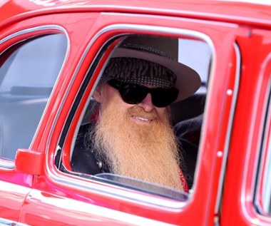 Billy Gibbons (ZZ Top) kończy 75 lat. Jak wyglądał bez brody?