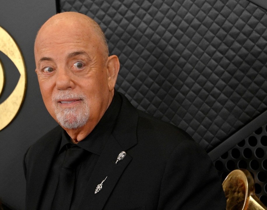 Billy Joel zmaga się z poważną chorobą i odwołuje koncerty /JIM RUYMEN /PAP/Newscom