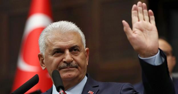 Binali Yildirim, premier Turcji /AFP