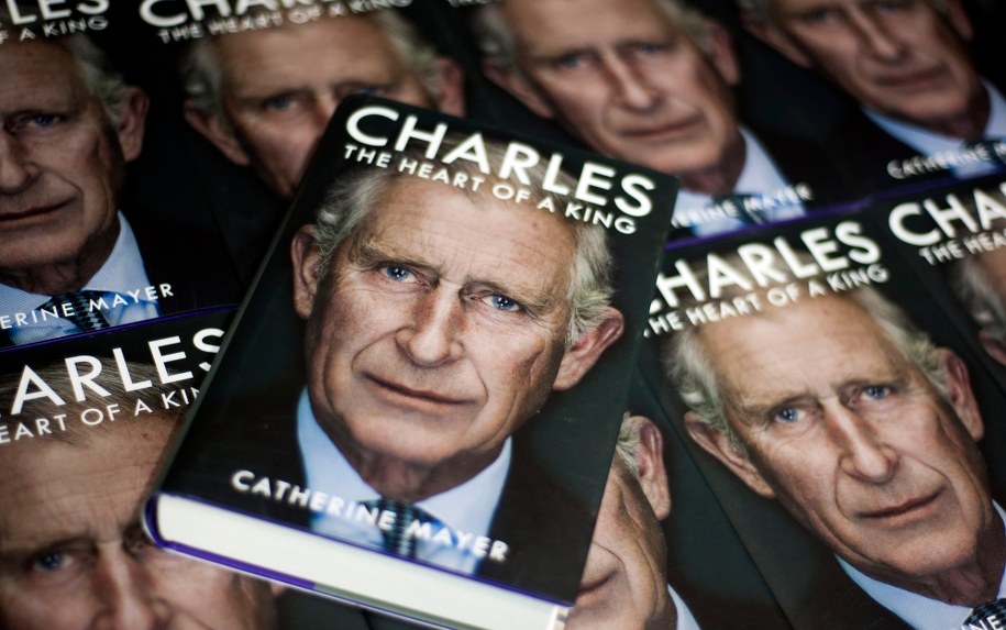 Biografia księcia Karola /HANNAH MCKAY /PAP/EPA