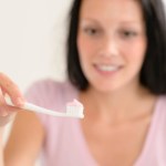 Biologiczna bomba w twojej łazience. Odkryj prawdę o szczoteczce!