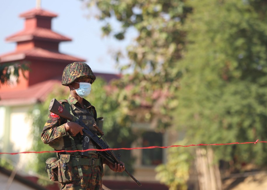 Birma: Dziennikarz więziony przez wojskową juntę zmarł w areszcie /MAUNG LONLAN /PAP/EPA