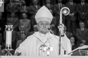 Biskup Edward Janiak nie żyje. Podano datę pogrzebu