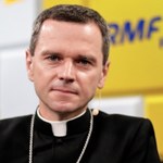 Biskup Mirosław Milewski: Czy w polskim kościele są księża homoseksualiści? Tak