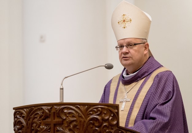 Biskup opolski Andrzej Czaja / Andrzej Grygiel /PAP
