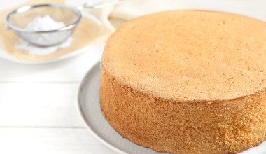 Biszkopt idealny, nigdy nie opada i nie ma zakalca. Sekret tkwi nie tylko w składnikach