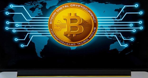 Bitcoin ma najgorszy okres od trzech lat /AFP