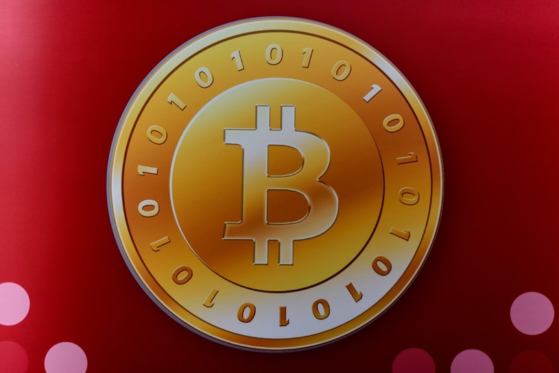 Bitcoiny stanowią często łatwy łup dla cyberprzestępców. /AFP