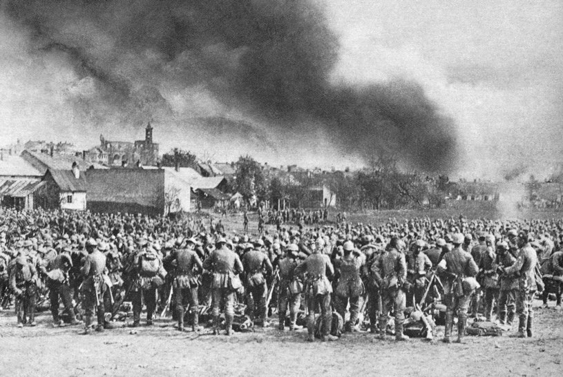 Bitwa pod Gorlicami. Niemieccy żołnierze po szturmie /Agencja FORUM