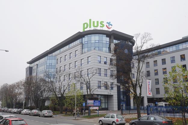 Biurowiec firmy Polkomtel, właściciela sieci komórkowej Plus, przy ul. Postępu 3 w Warszawie /PAP