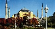 Bizancjum: przebudowana na meczet bazylika Hagia Sophia, Istambuł /Encyklopedia Internautica