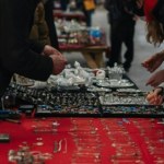 Biżuteria z PRL warta krocie. Lepiej przejrzeć szuflady