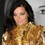 Björk: Maraton karaoke w proteście