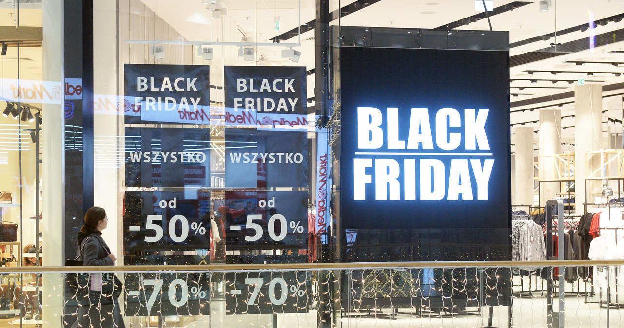 Black Friday: Kupuj, ale bądź czujny /Jan Bielecki /East News