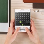 BlackBerry Passport - najdziwniejszy smartfon tego roku również w kolorze białym