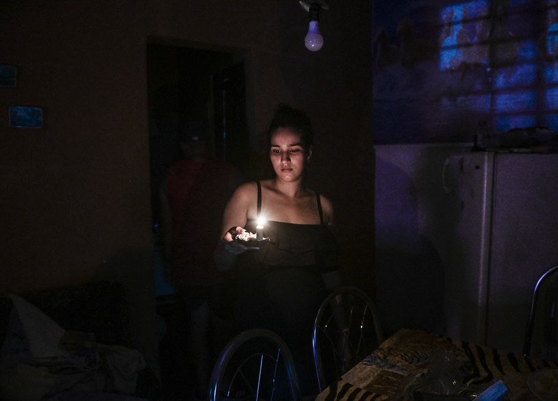 Blackout. Bo zrobić, gdy braknie prądu? Zdjęcie ilustracyjne /YAMIL LAGE / AFP /AFP