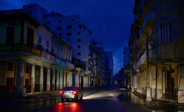 Blackout na Kubie. Rząd zawiesza działanie szkół i urzędów