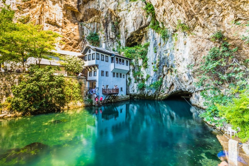 Blagaj to nie tylko piękna natura, ale także tajemniczy klasztor derwiszów /123RF/PICSEL