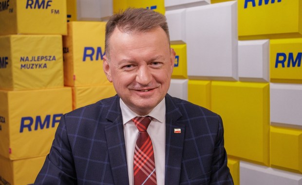 Błaszczak o Bąkiewiczu: Bronił Kościoła i wierzących, teraz broni polskich granic  
