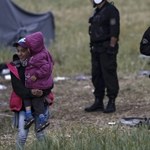 Błaszczak: System relokacji uchodźców proponowany przez UE wzmocni kryzys migracyjny
