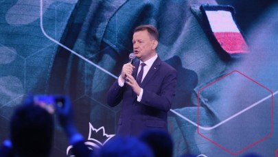 Błaszczak: W poniedziałek pierwsze wyrzutnie HIMARS będą w Polsce