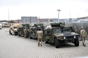Błaszczak: Żołnierze z USA i Wielkiej Brytanii będą stacjonować na południowym-wschodzie