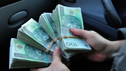 Błędy w liczeniu czy zwykła kradzież? Szokujące ustalenia ws. manka w policyjnej kasie