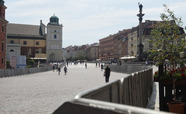 Bliscy ofiar katastrofy smoleńskiej apelują o spokój podczas miesięcznicy
