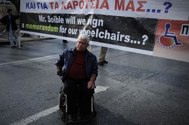Blisko 200 tys. Greków nielegalnie pobierało rentę inwalidzką /AFP