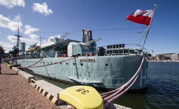 Blisko 250 żołnierzy złożyło przysięgę przed ORP Błyskawica