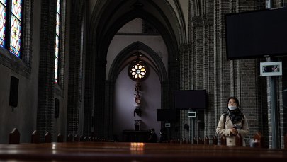 Blisko 600 nowych przypadków zakażenia koronawirusem. Władze Korei Południowej mówią o "krytycznym momencie"