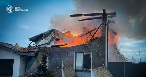 Blisko 700 dronów i rakiet uderzyło w Ukrainę