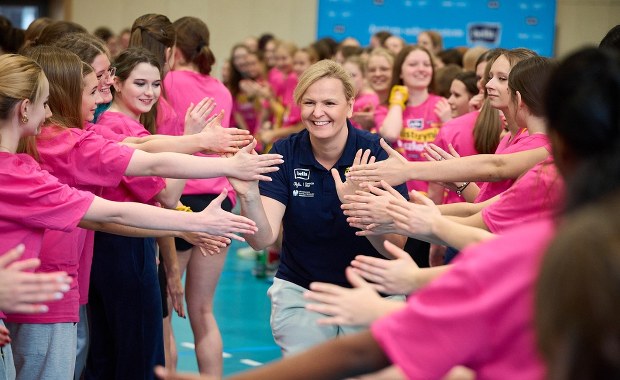 ​Blisko pięćset uczennic ze stolicy trenowało i rozmawiało z wyjątkowymi mistrzyniami sportu
