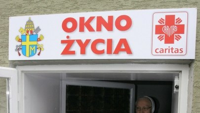 Bliźnięta w Domu Samotnej Matki w Krakowie