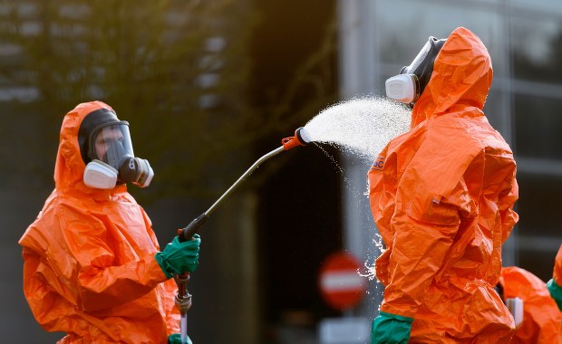 "Blok do odkażenia". Ktoś wywiesił fałszywe ogłoszenie o koronawirusie