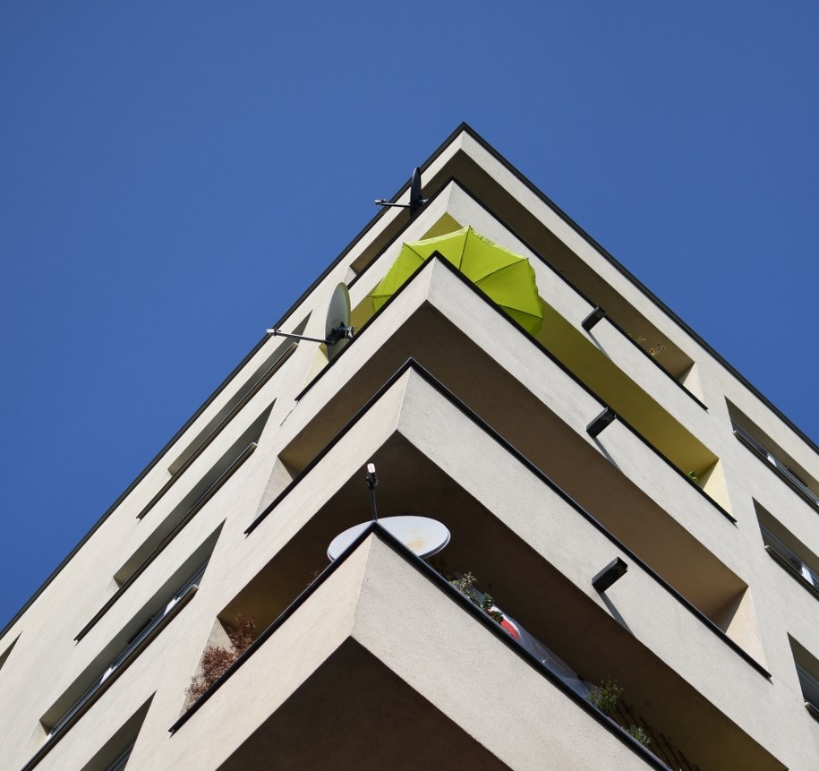 Blok przy ulicy Piaskowej 9 /Paweł Balinowski /RMF FM