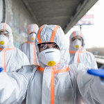 Bloomberg o pandemii: Tylko Brazylia radzi sobie gorzej od Polski